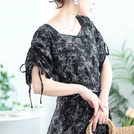 大きいサイズ レディース 花柄ハートネックドロストスリーブ