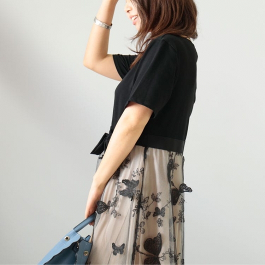 【即日発送】刺繍の花咲く♡異素材♡ドッキングワンピース♡大きいサイズ♡2XL Ambre Neige ワンピース flower design docking dress / 花柄