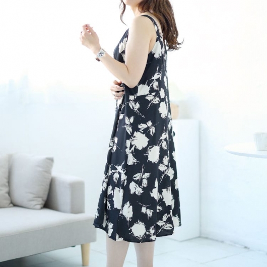 GUCCI グリーンレッドストライプ キャミワンピース N箱 GUCCI グリーンレッドストライプ キャミワンピース N箱 GUCCI