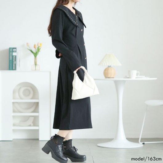 大きいサイズ レディース ビックカラー飾りボタンロングワンピース