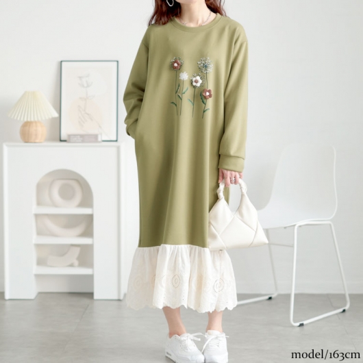 Sacai　バックフラワーレース　スウェット　ワンピース　レイヤード Sacai バックフラワーレース スウェット ワンピース レイヤード