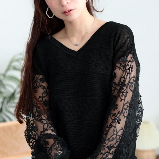 極美品 レオナール ニット トリム 大きいサイズ 総柄 ストレッチ 花柄 44 極美品 レオナール ニット トリム 大きいサイズ 総柄 ストレッチ