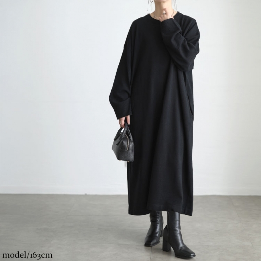 大きいサイズ レディース ラウンドネックAラインニットワンピース maru
