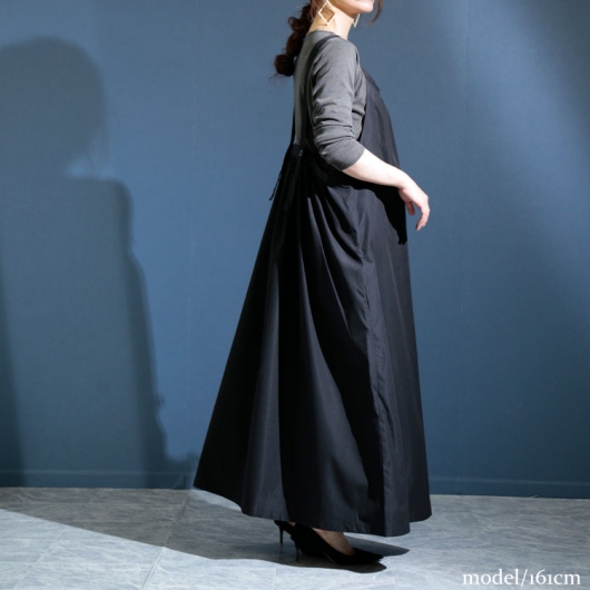 エブール　ネイビー　ロングワンピース サイズ38 タグ付き新品 FW25_01 | ebure(エブール)